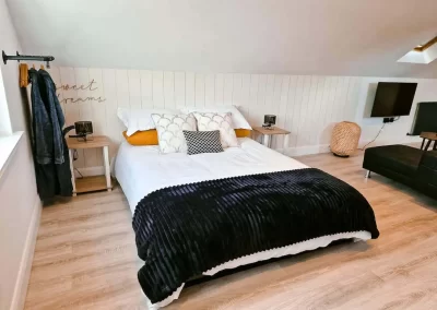 king size bed luxury hot tub stays Northern Ireland