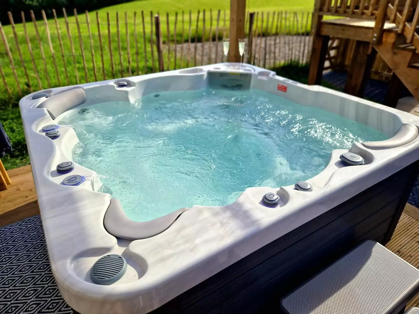 20240623-1801131-68c04615236d4 luxury hot tub stays Northern Ireland with balcony